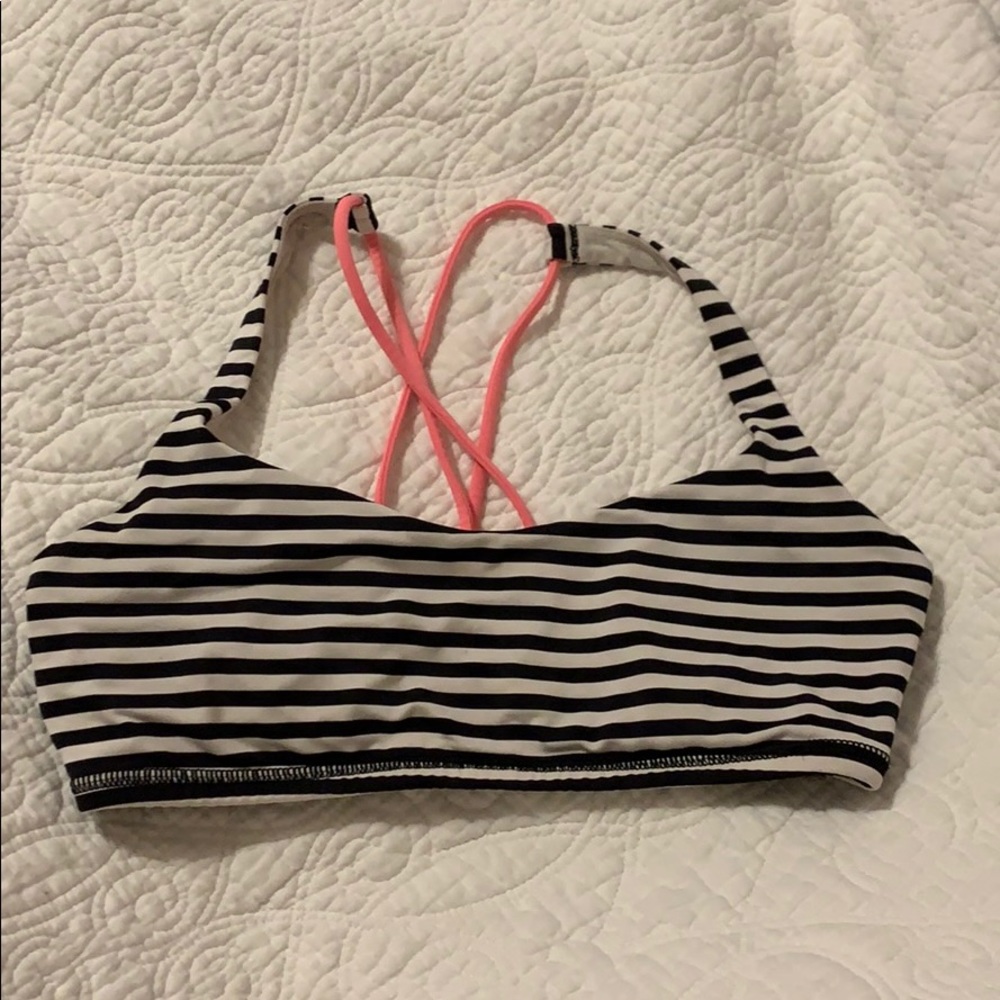 Lululemon bra size 8
